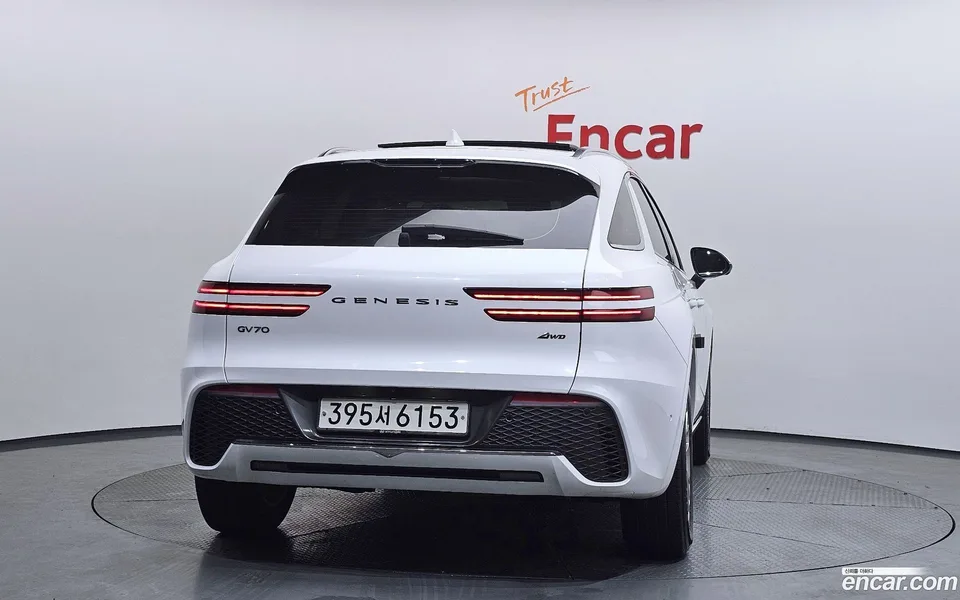 Genesis GV70 2.2 AWD 2022 — миниатюра 4