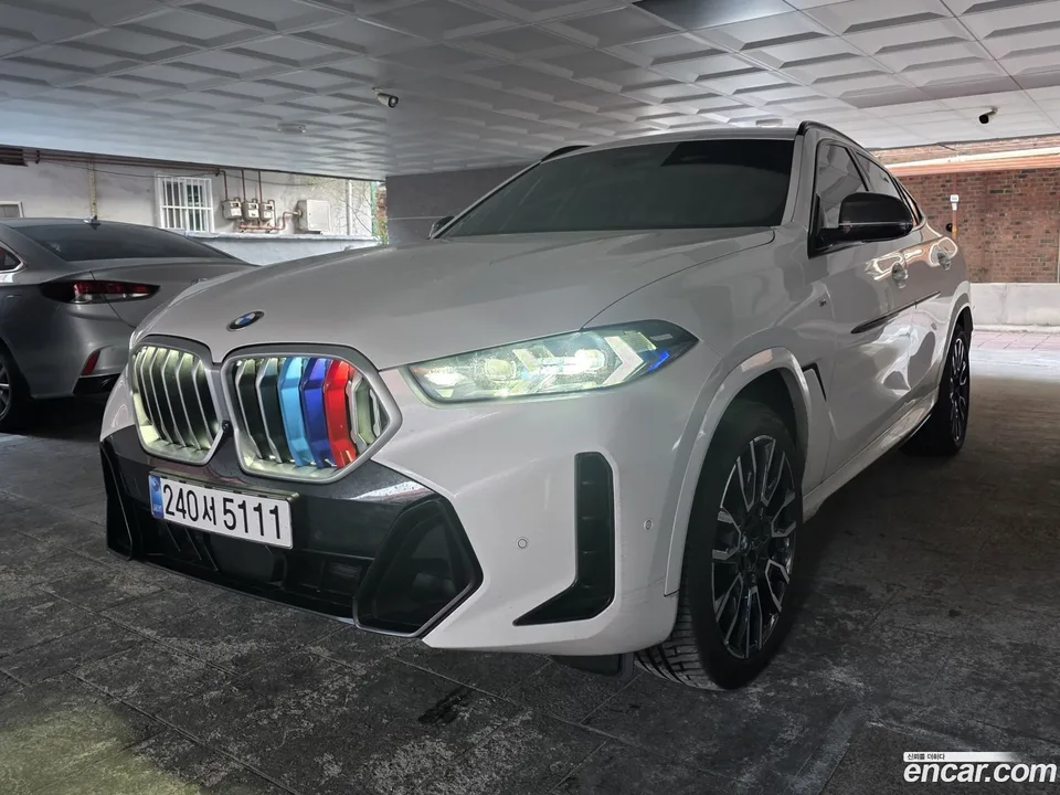 BMW X6 xDrive40i M 2024 — миниатюра 2