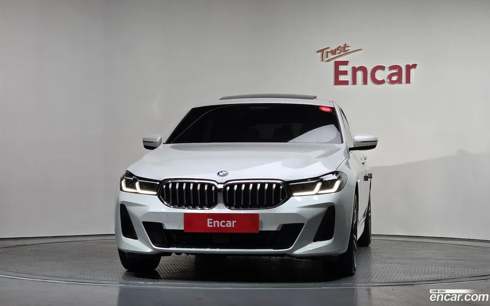 BMW 6 Series GT 620d xDrive M 2022 — миниатюра 3