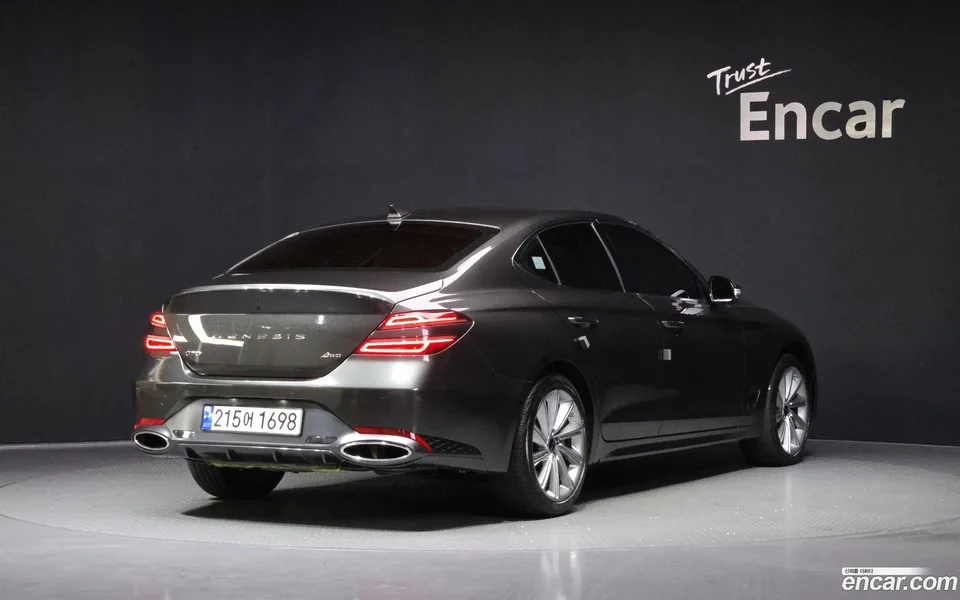 Genesis G70 2.5T 4WD 2023 — миниатюра 2