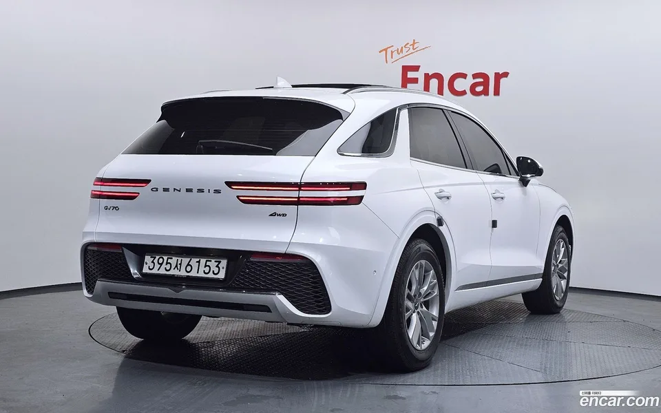 Genesis GV70 2.2 AWD 2022 — миниатюра 2