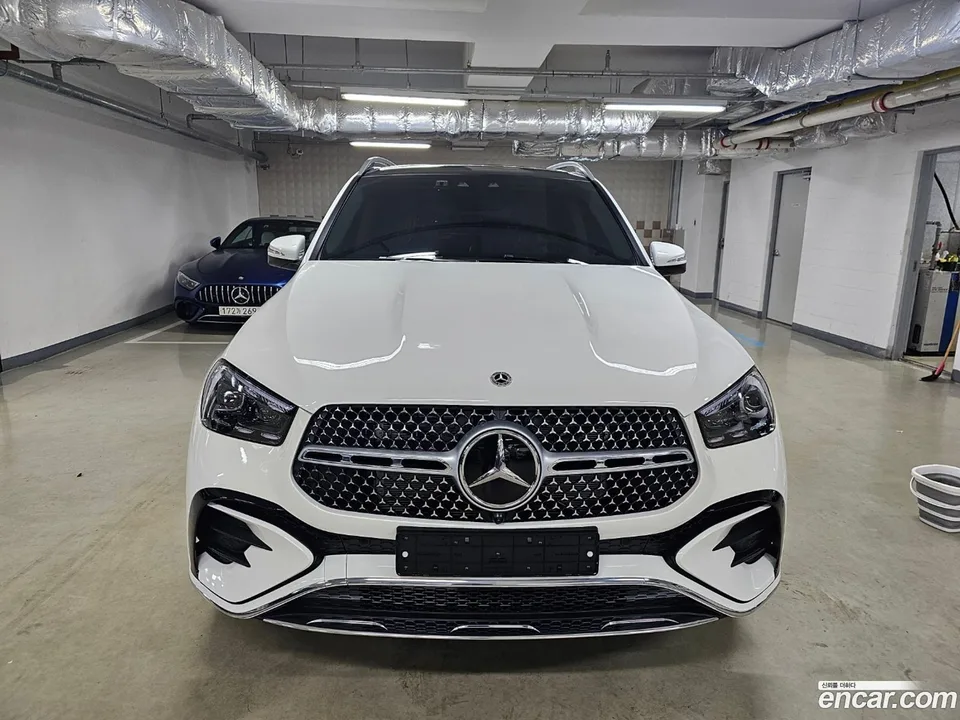Mercedes-Benz GLE-Class GLE450 4MATIC 2023 — миниатюра 5