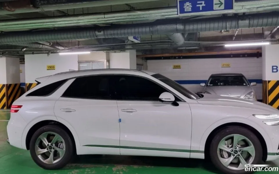 Genesis GV70 2.5T 2WD 2024 — миниатюра 5