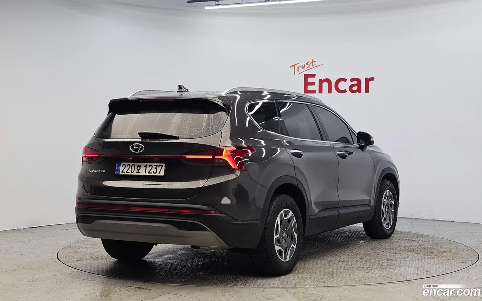 Hyundai SantaFe HEV 1.6 2WD 2023 — миниатюра 2