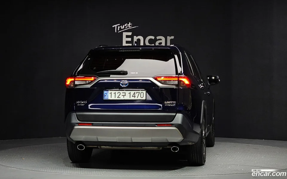 Toyota RAV4 2.5 4WD 2022 — миниатюра 4