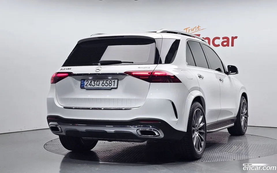 Mercedes-Benz GLE-Class GLE450 4MATIC 2024 — миниатюра 2
