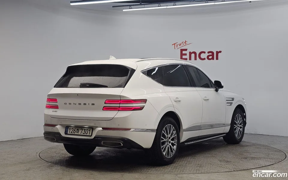Genesis GV80 2.5T 2WD 2022 — миниатюра 2