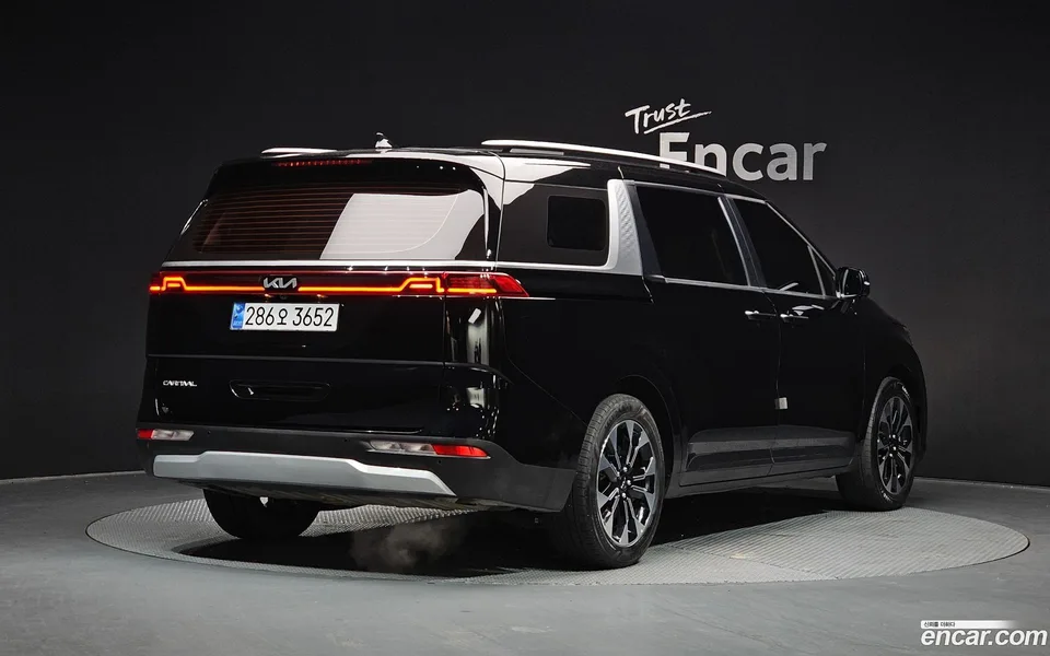 Kia Carnival 9 2022 — миниатюра 2