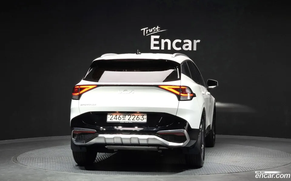 Kia Sportage 1.6 2WD 2022 — миниатюра 4