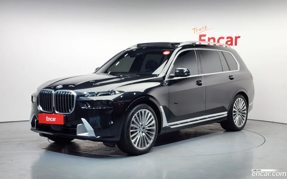 BMW X7 xDrive 40i 6 2024 — фото 1, купить с доставкой в Москву
