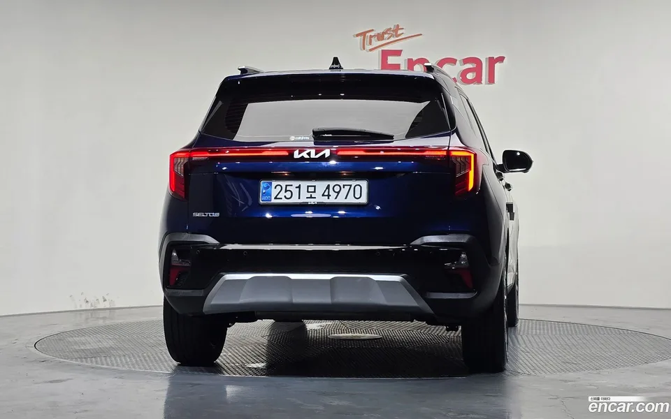 Kia Seltos 1.6 2WD 2023 — миниатюра 4