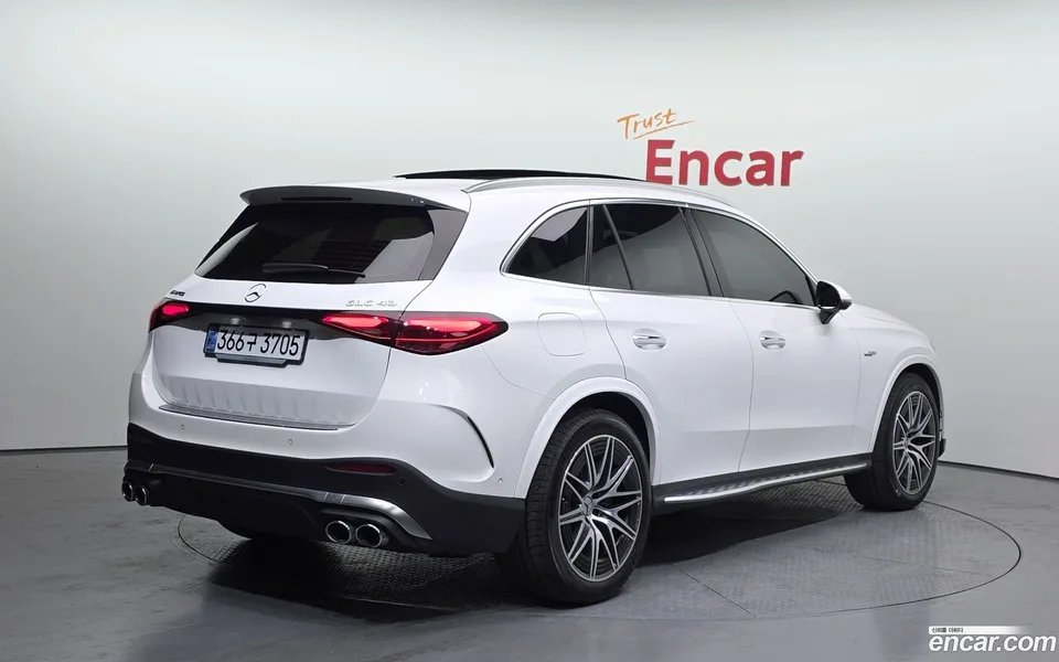 Mercedes-Benz GLC-Class AMG GLC43 4MATIC 2024 — миниатюра 2