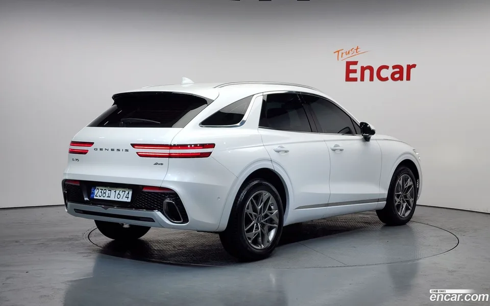 Genesis GV70 2.5T AWD 2024 — миниатюра 2