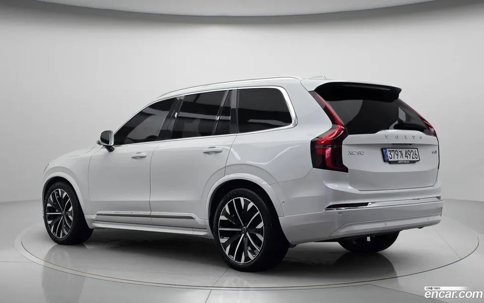 Volvo XC90 B6 2025 — миниатюра 4