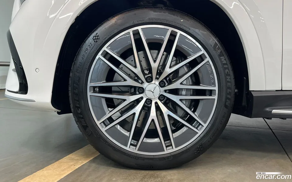 Mercedes-Benz GLE-Class AMG GLE53 4MATIC+ 2025 — миниатюра 5