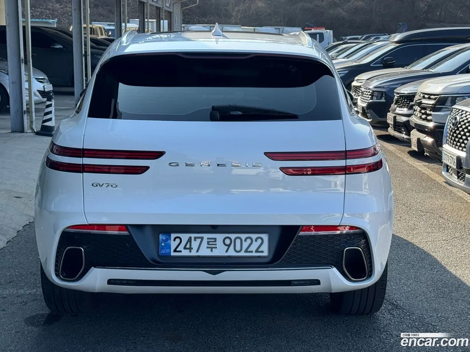 Genesis GV70 2.5T 2WD 2024 — миниатюра 3