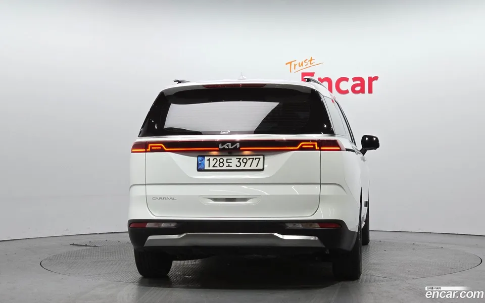 Kia Carnival 9 2022 — миниатюра 4