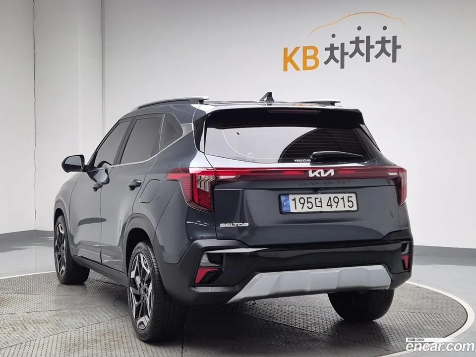 Kia Seltos 1.6 2WD 2022 — миниатюра 2