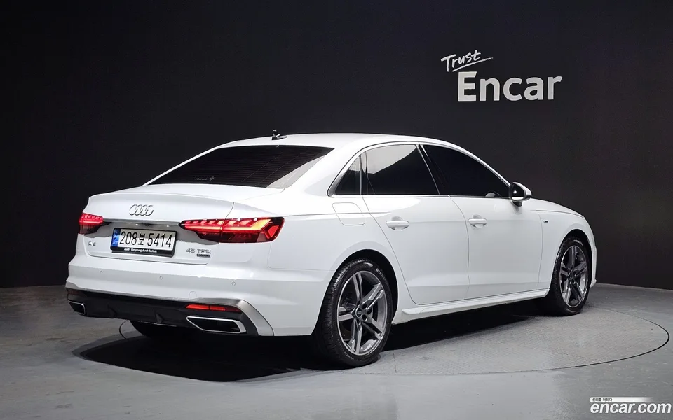 Audi A4 45 TFSI 2022 — миниатюра 2
