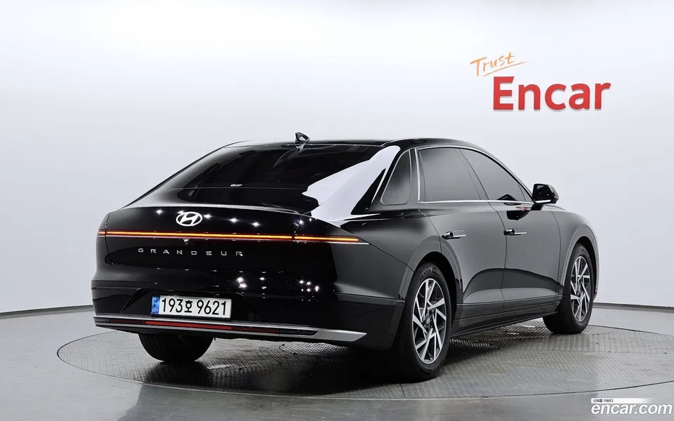 Hyundai Grandeur 3.5 2WD 2023 — миниатюра 2