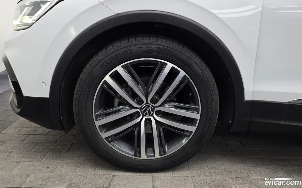 Volkswagen Tiguan Allspace 2.0 TSI 2022 — миниатюра 5