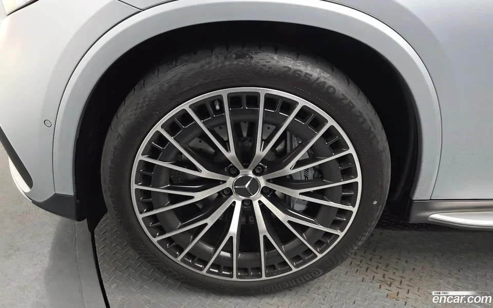 Mercedes-Benz GLC-Class AMG GLC43 4MATIC 2025 — миниатюра 5