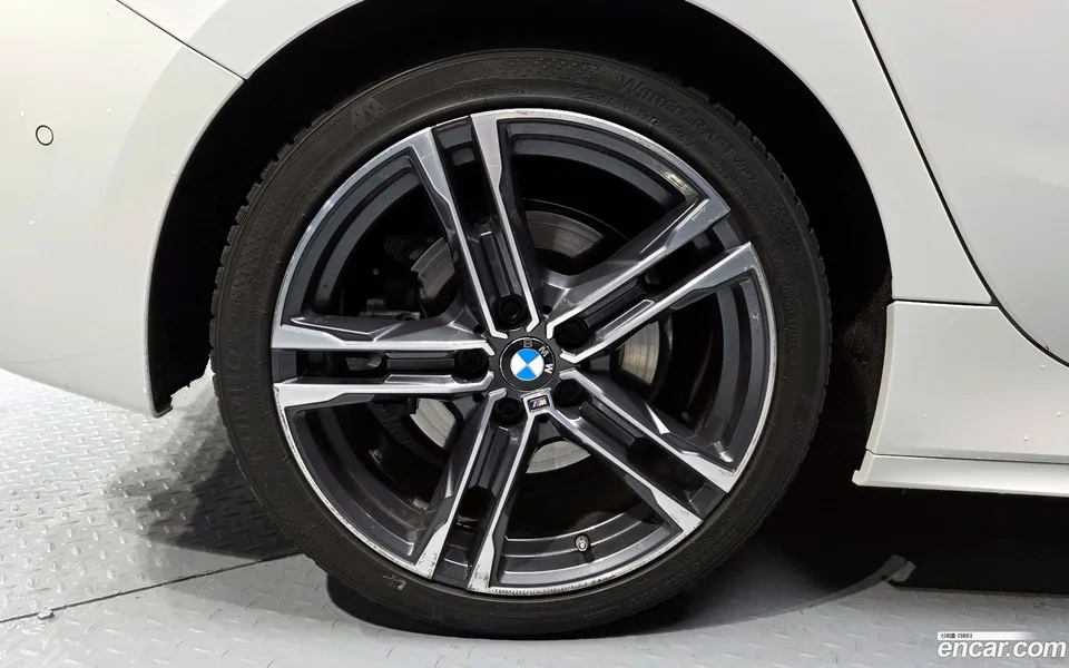 BMW 1 Series 120i M 2022 — миниатюра 5