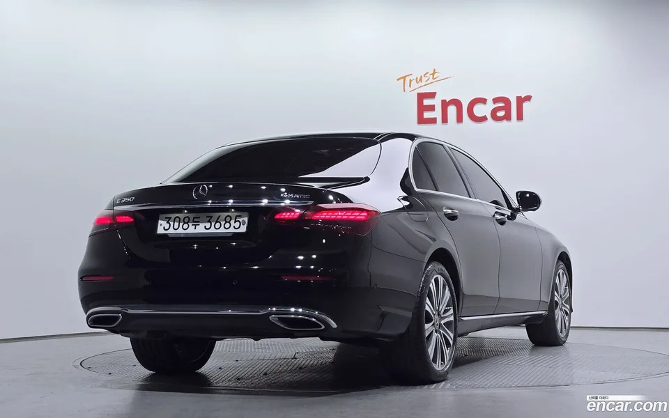 Mercedes-Benz E-Class E350 4MATIC 2023 — миниатюра 2