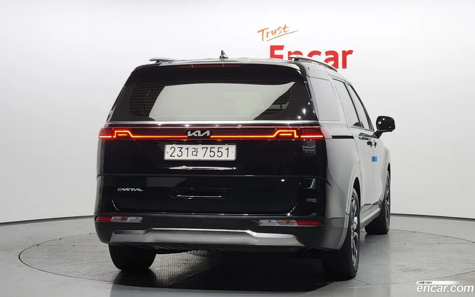Kia Carnival 9 2023 — миниатюра 4