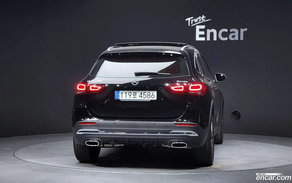 Mercedes-Benz GLA-Class GLA250 4MATIC 2022 — миниатюра 4