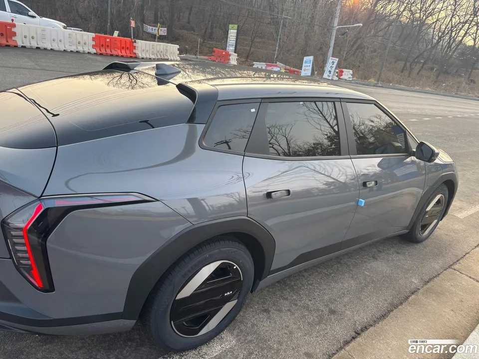 Kia EV4 2WD 2026 — миниатюра 2