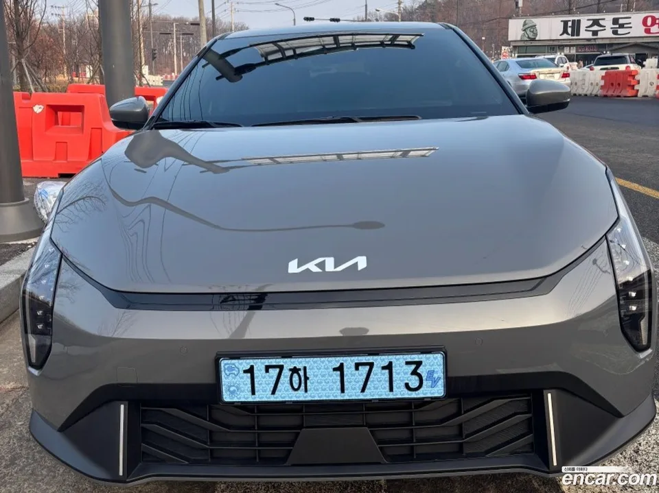 Kia EV4 2WD 2026 — миниатюра 3