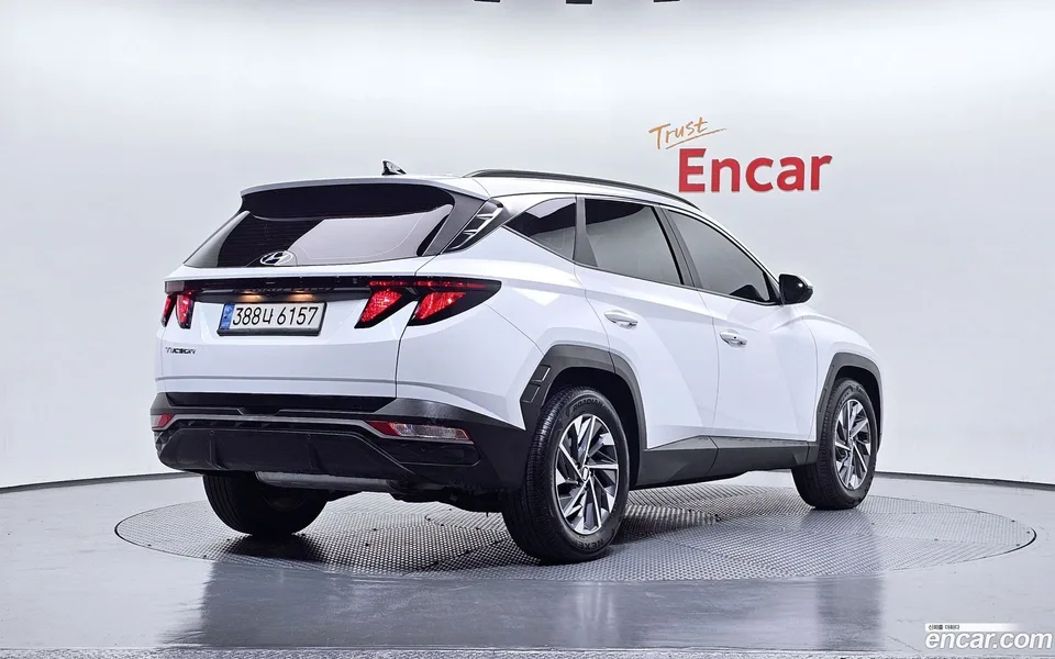 Hyundai Tucson 1.6 2WD 2023 — миниатюра 2
