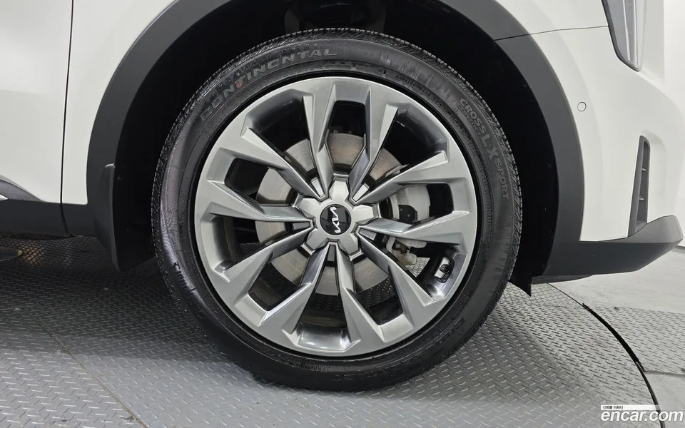 Kia Sorento 2.2 2WD 2023 — миниатюра 5