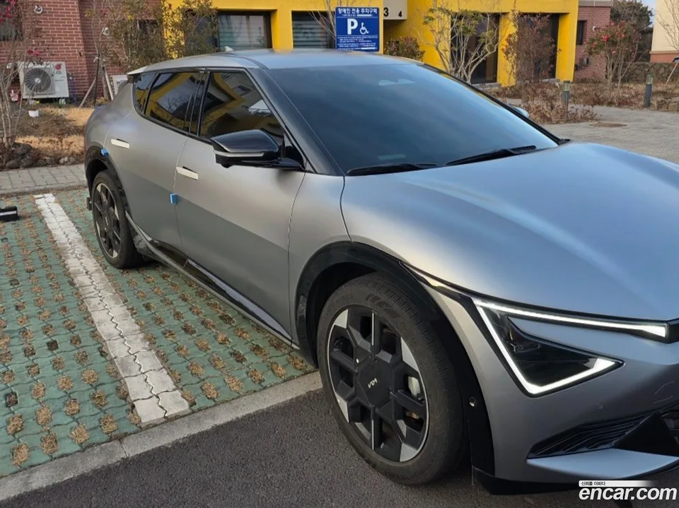 Kia EV6 4WD 2024 — миниатюра 3