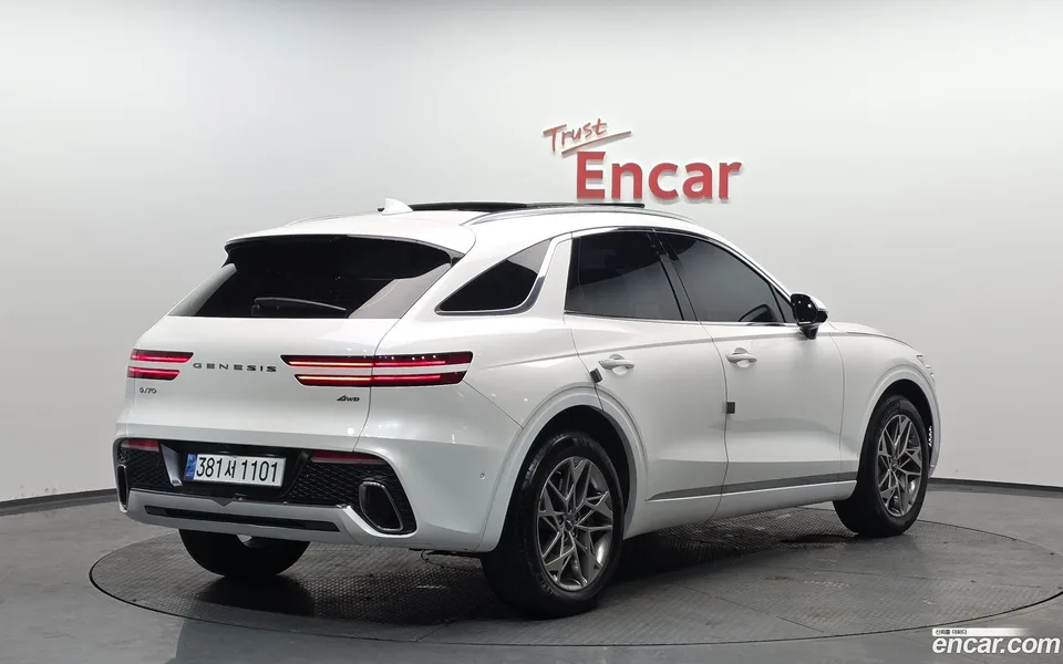 Genesis GV70 2.5T AWD 2022 — миниатюра 2