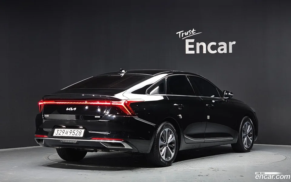 Kia K8 Hybrid 2022 — миниатюра 2