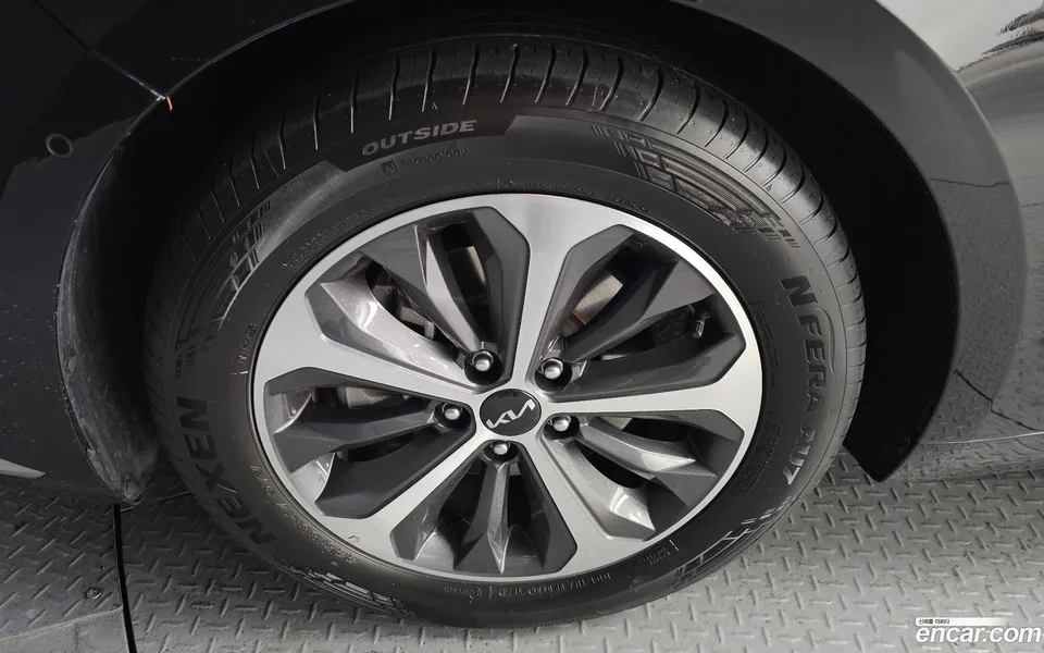 Kia K8 Hybrid 2022 — миниатюра 5