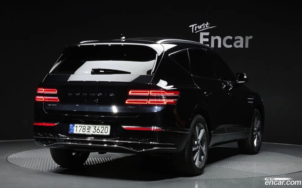 Genesis GV80 2.5T AWD 2023 — миниатюра 2
