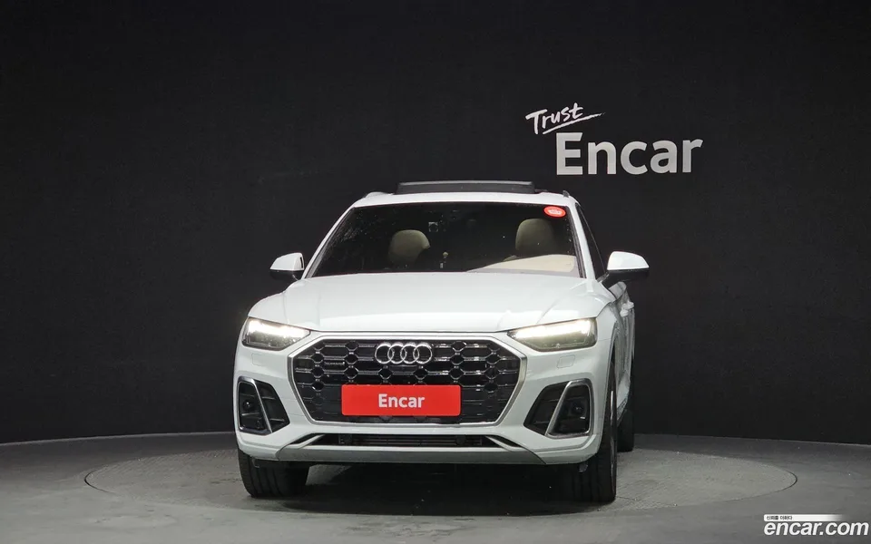 Audi Q5 45 TFSI 2023 — миниатюра 3