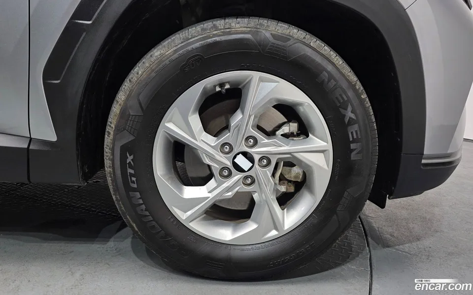 Hyundai Tucson 2.0 2WD 2023 — миниатюра 5