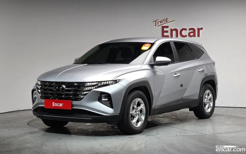 Hyundai Tucson 2.0 2WD 2023 — фото 1, купить с доставкой в Москву