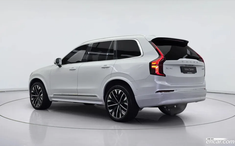 Volvo XC90 B6 2025 — миниатюра 2