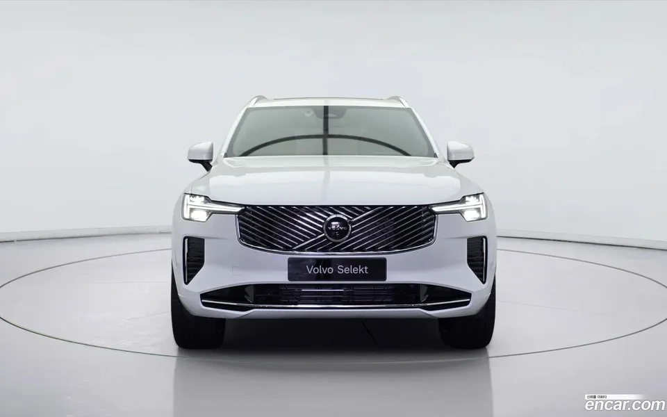 Volvo XC90 B6 2025 — миниатюра 3