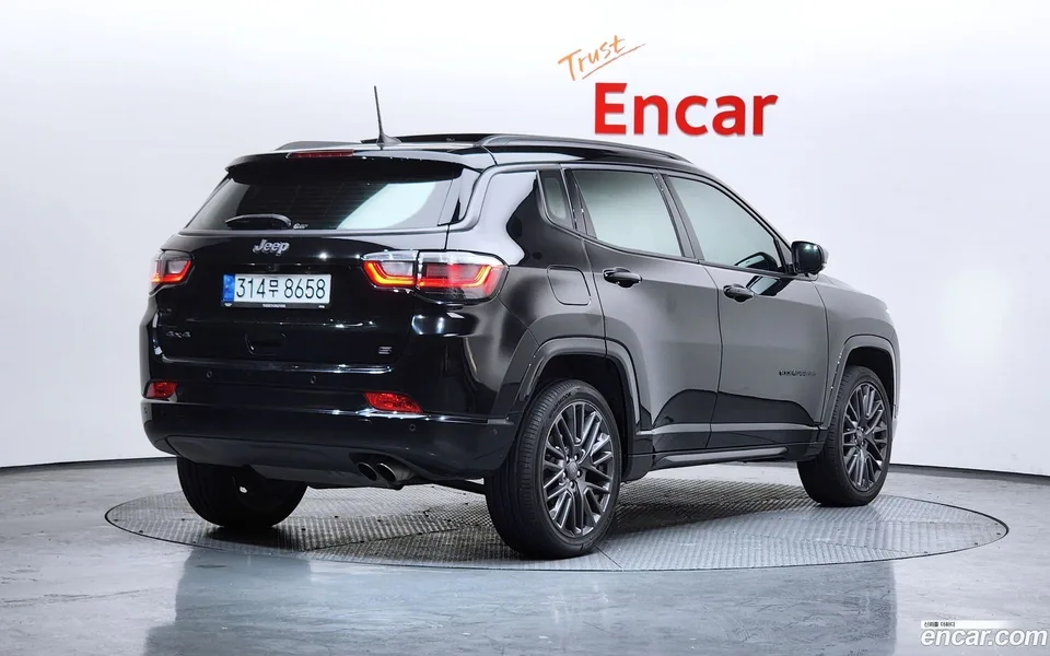 Jeep Compass S2.4 AWD 2022 — миниатюра 2