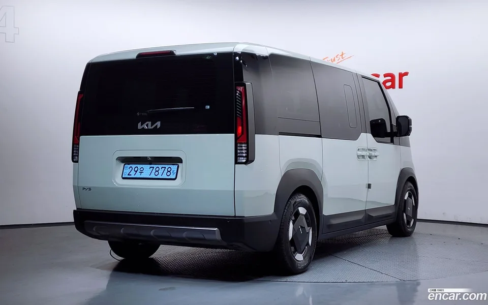 Kia PV5 2025 — миниатюра 2