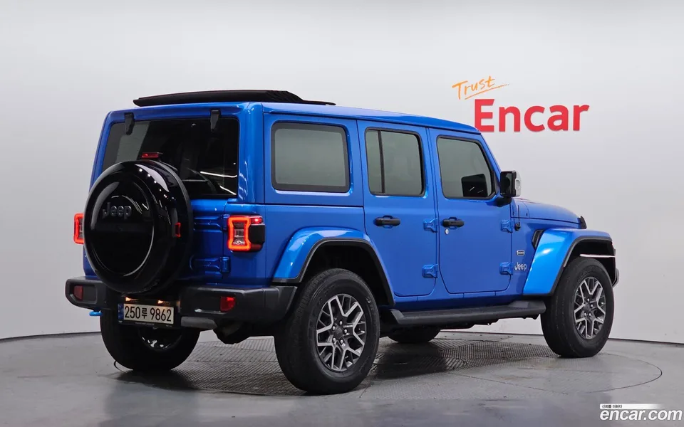 Jeep Wrangler 2.0 4 4xe 2022 — миниатюра 2