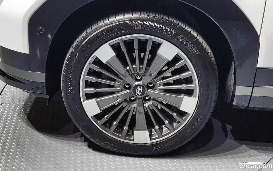 Hyundai SantaFe HEV 1.6 2WD 2025 — миниатюра 5