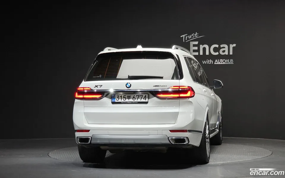 BMW X7 xDrive 40i 7 2023 — миниатюра 4