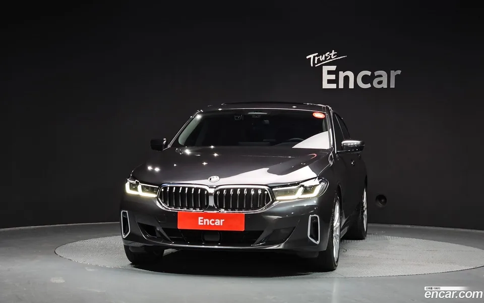 BMW 6 Series GT 630i xDrive 2022 — миниатюра 3